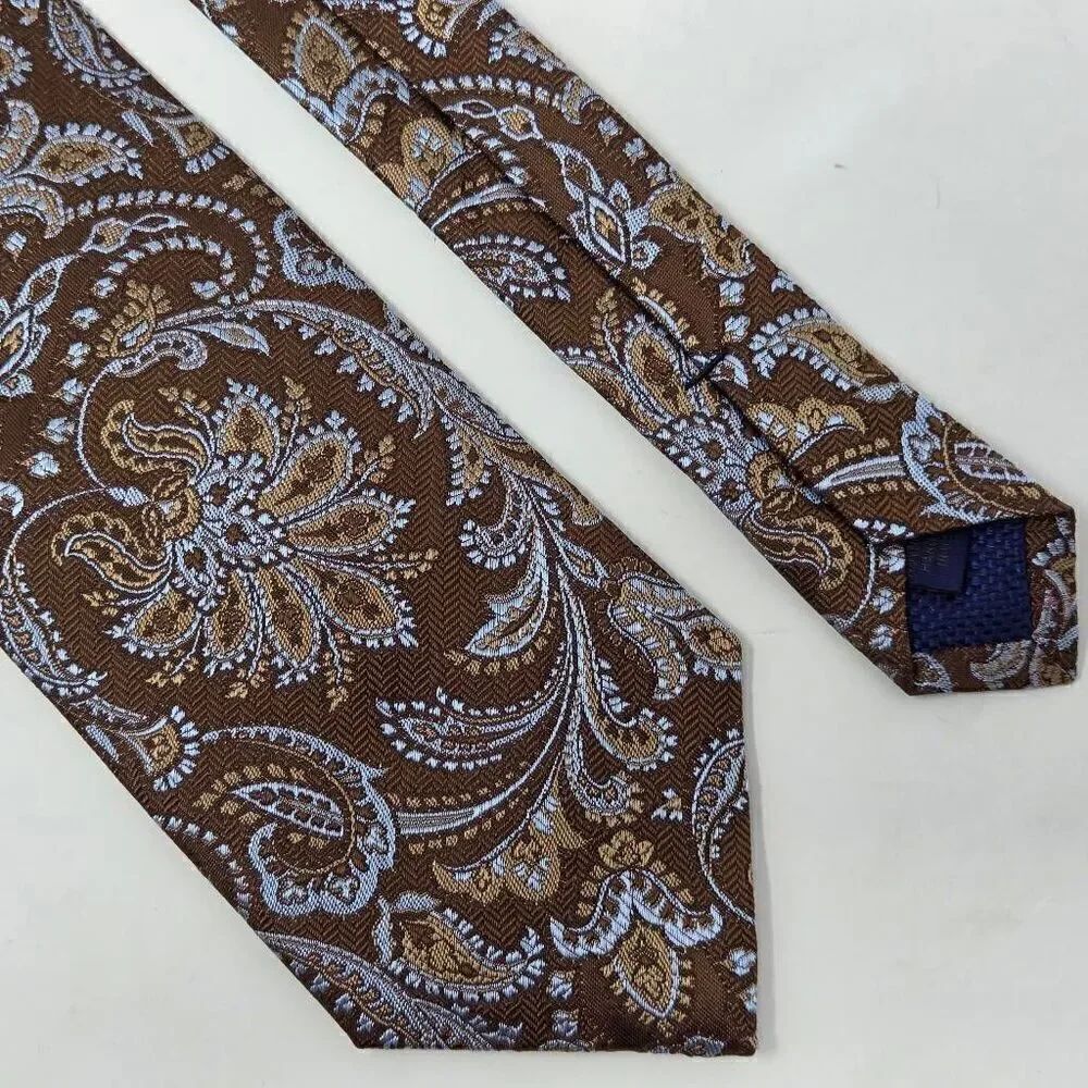 DAVID DONAHUE SILK TIE BROWN BLUE PAISLEY TEXTURED SATIN 3.5" X 59"